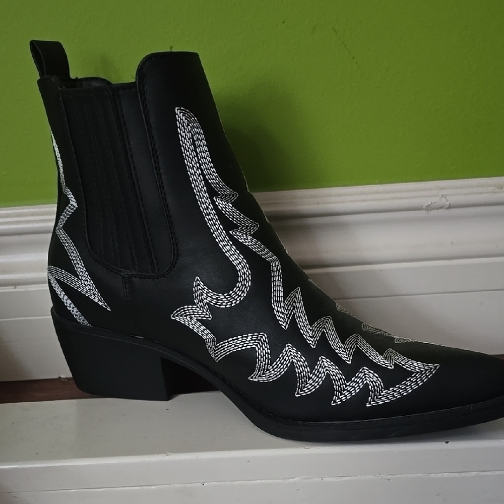 Global Win Black and White Ankle Booties with Western Flair